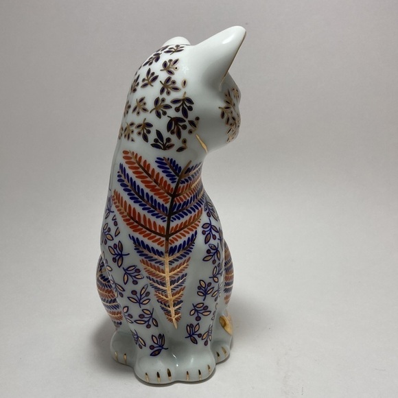 Vintage Cat Figurine Japanese Imari Neko Floral Hand painted Porcelain Decor - Picture 6 of 8